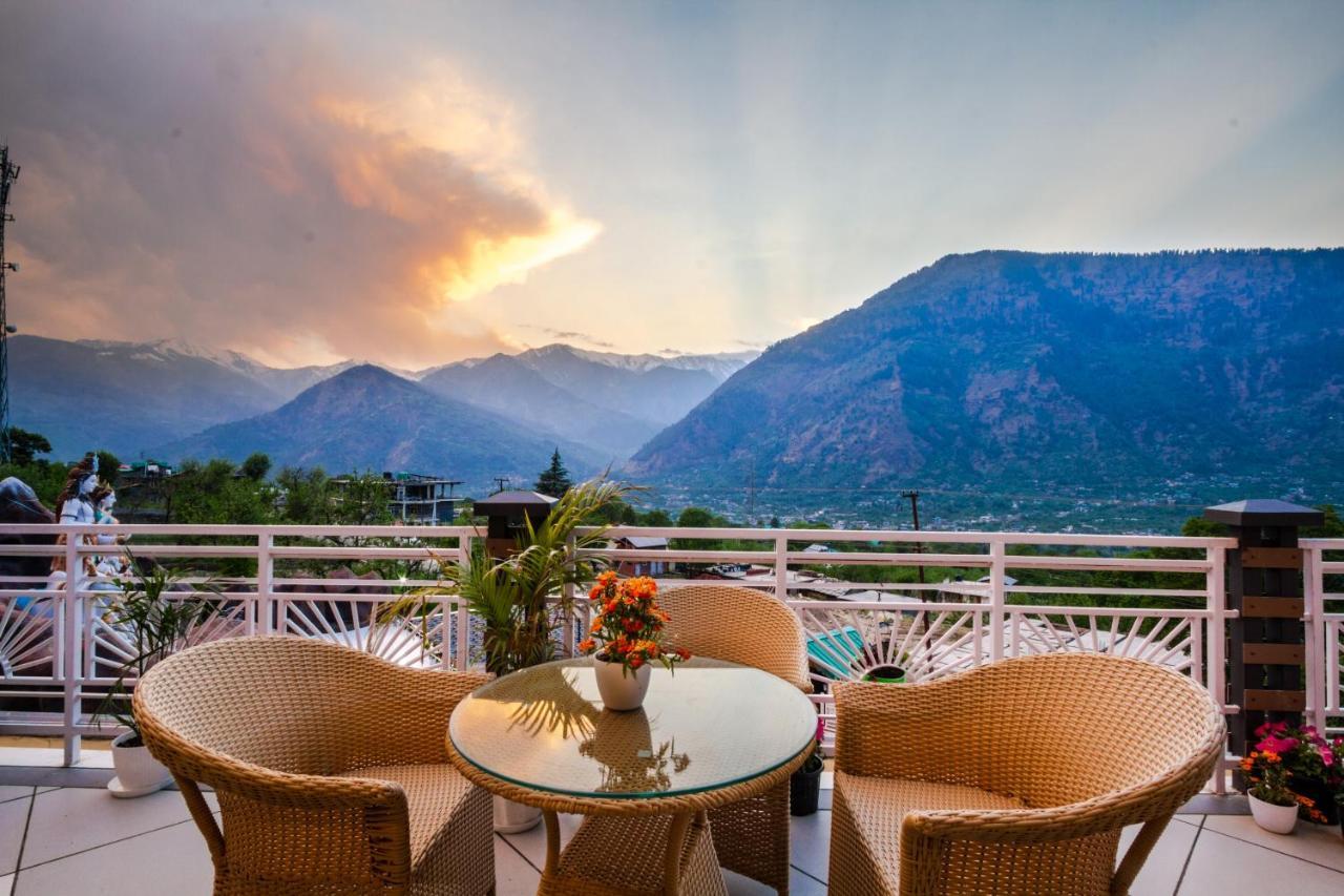 Anand Vardhan Resorts Manāli Esterno foto