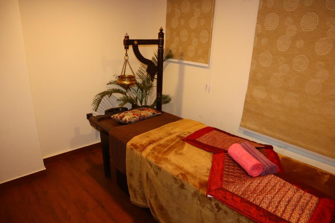 Anand Vardhan Resorts Manāli Esterno foto